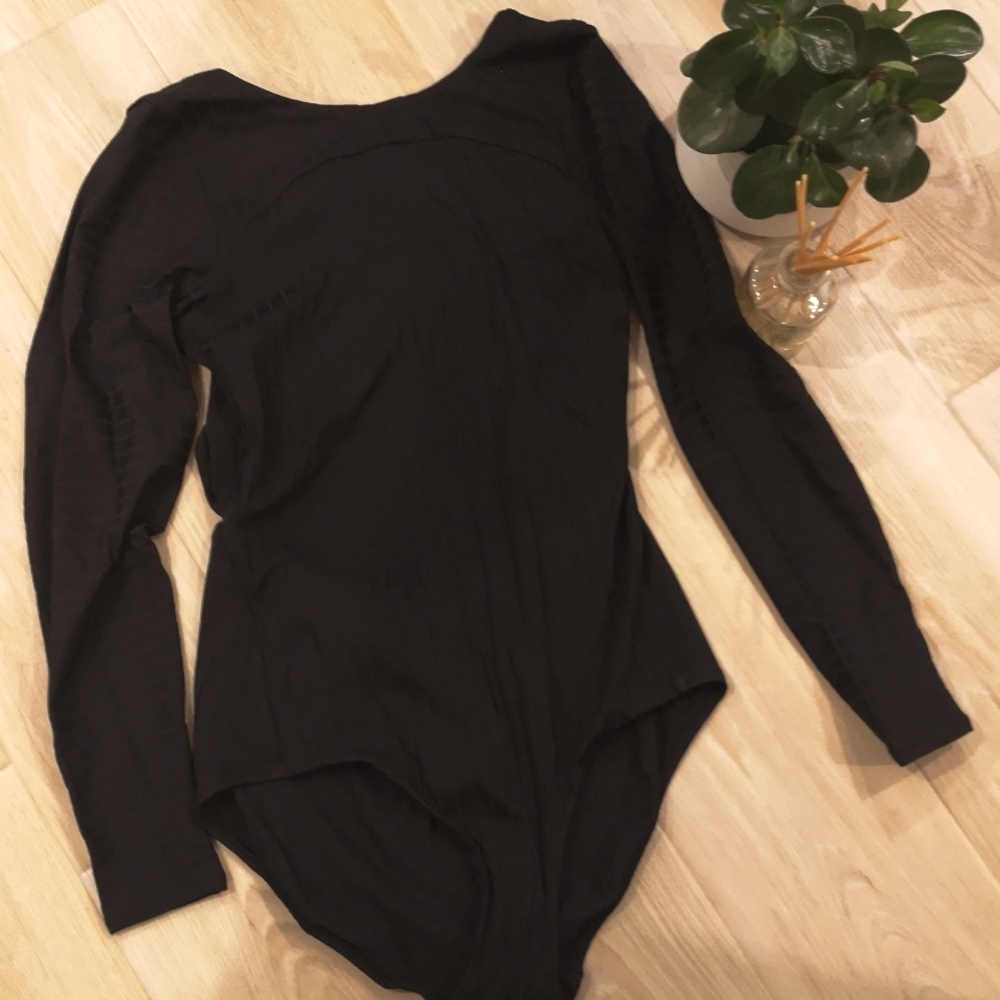 NWT Lululemon Suit